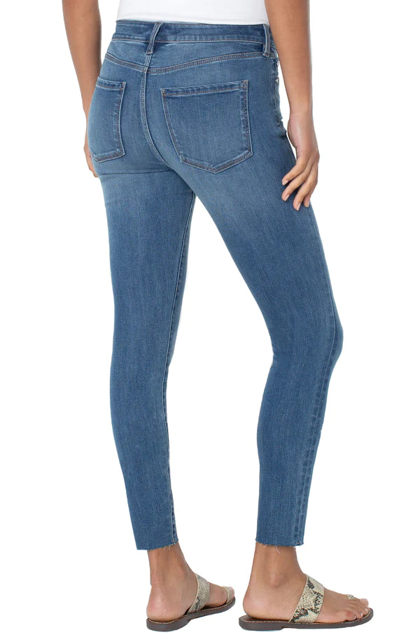 ABBY Frayed Ankle Jeans